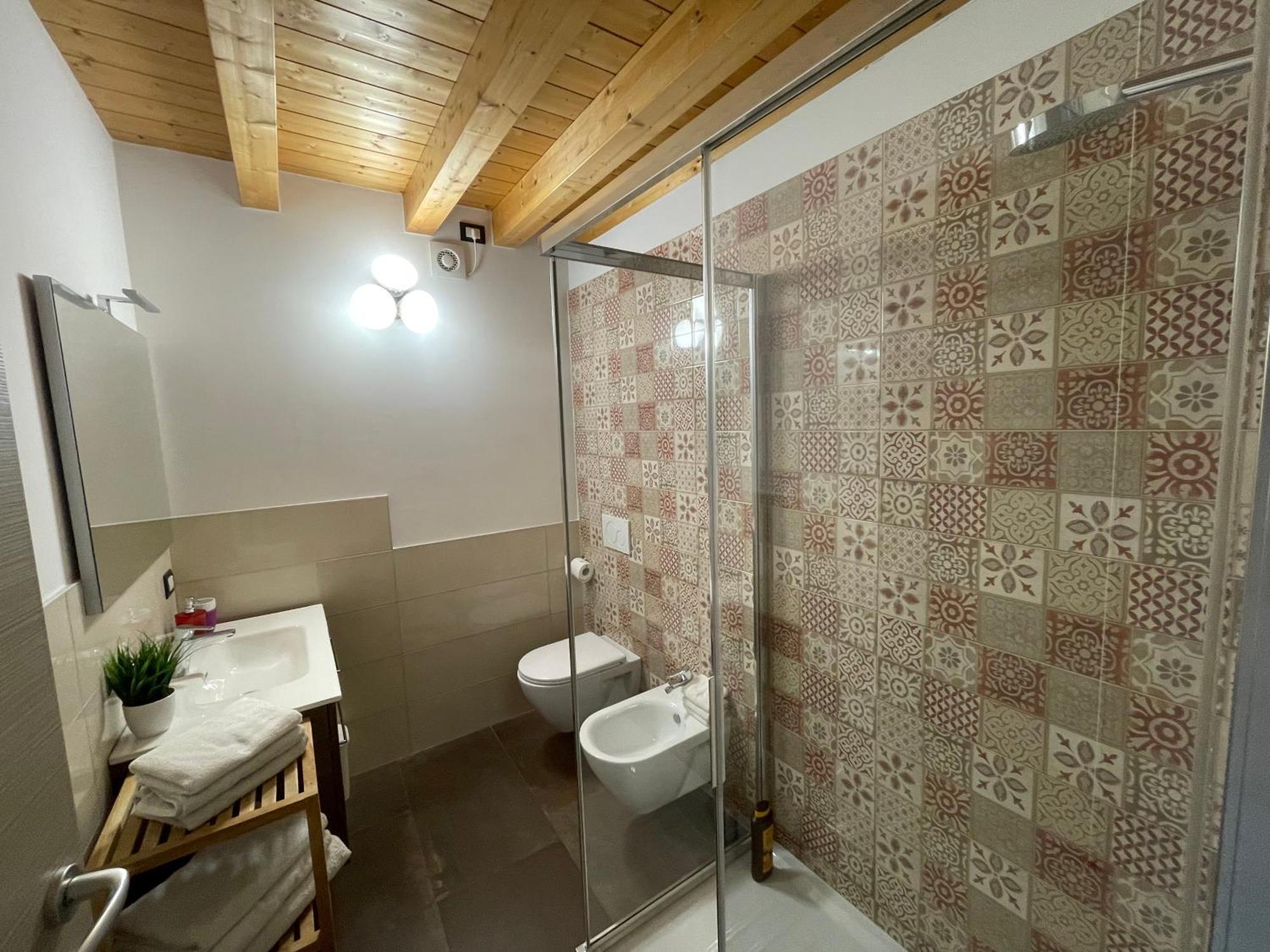 Dimora Rosso San Zeno - Wifi Veloce E Adatto Per Famiglie Verona Exterior foto
